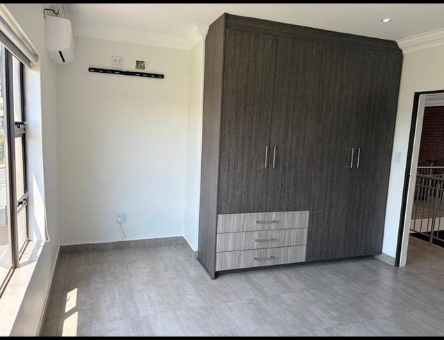 6 BEDROOM HOUSE FOR SALE IN ZAMBEZI COUNTRY ESTATE